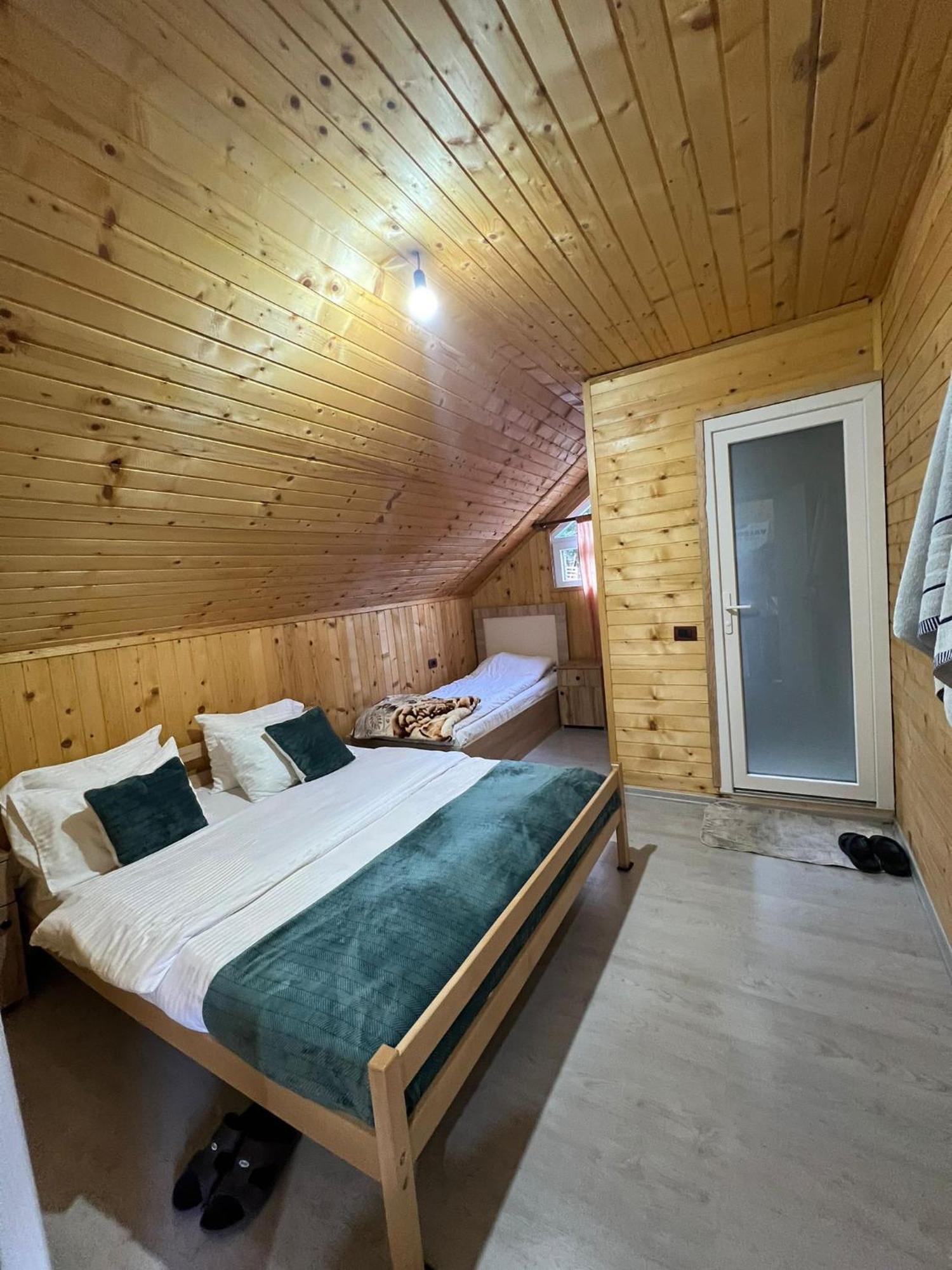 Bujtina Arlindi Bed & Breakfast Valbone Exterior photo