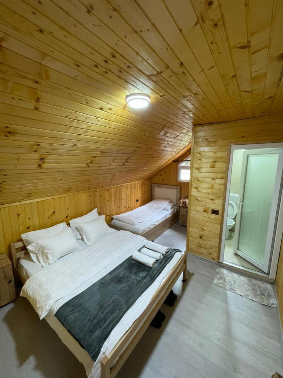 Bujtina Arlindi Bed & Breakfast Valbone Exterior photo