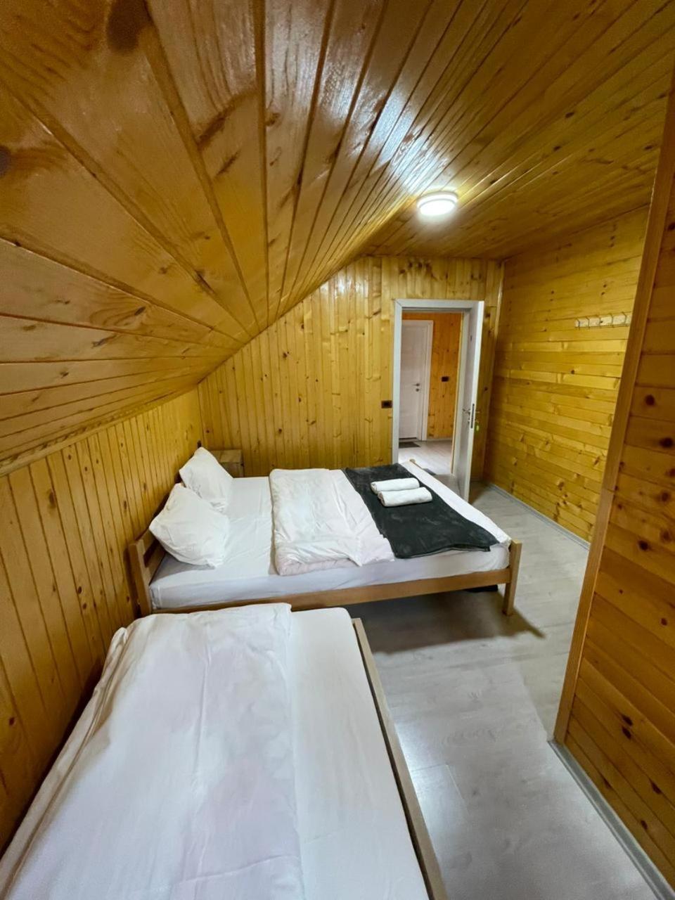 Bujtina Arlindi Bed & Breakfast Valbone Exterior photo